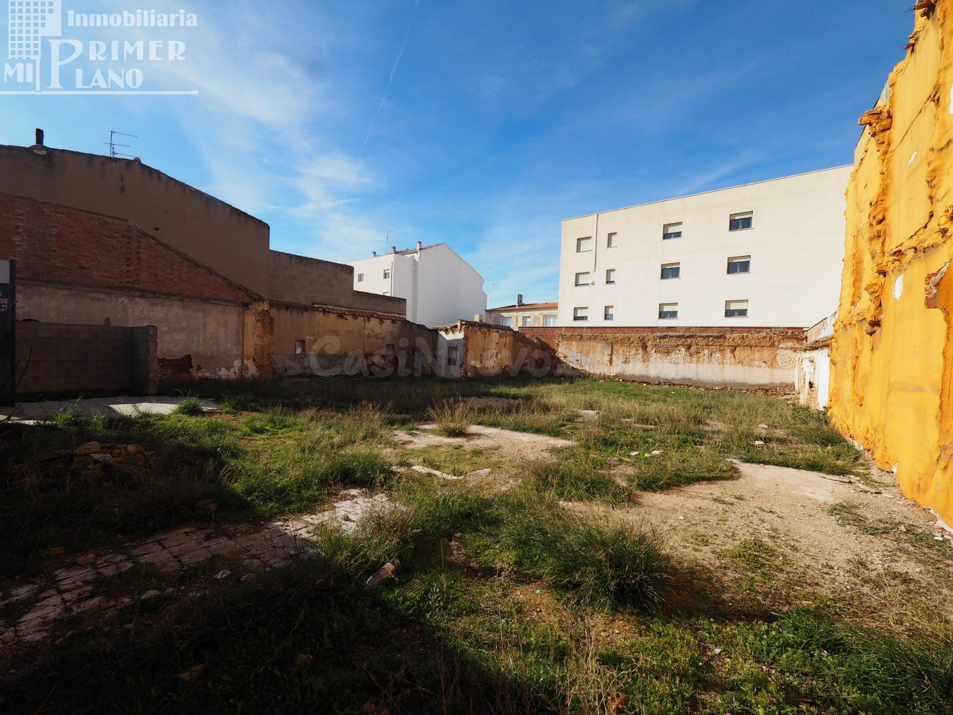 Amplio Solar en Venta junto a calle San Roque, Tomelloso - O - foto 2