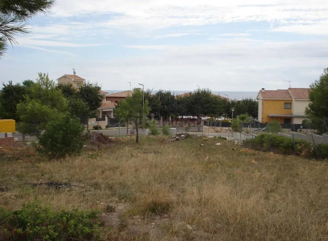 TERRENO EN VENTA EN ZONA BONANOVA ( CALAFELL)