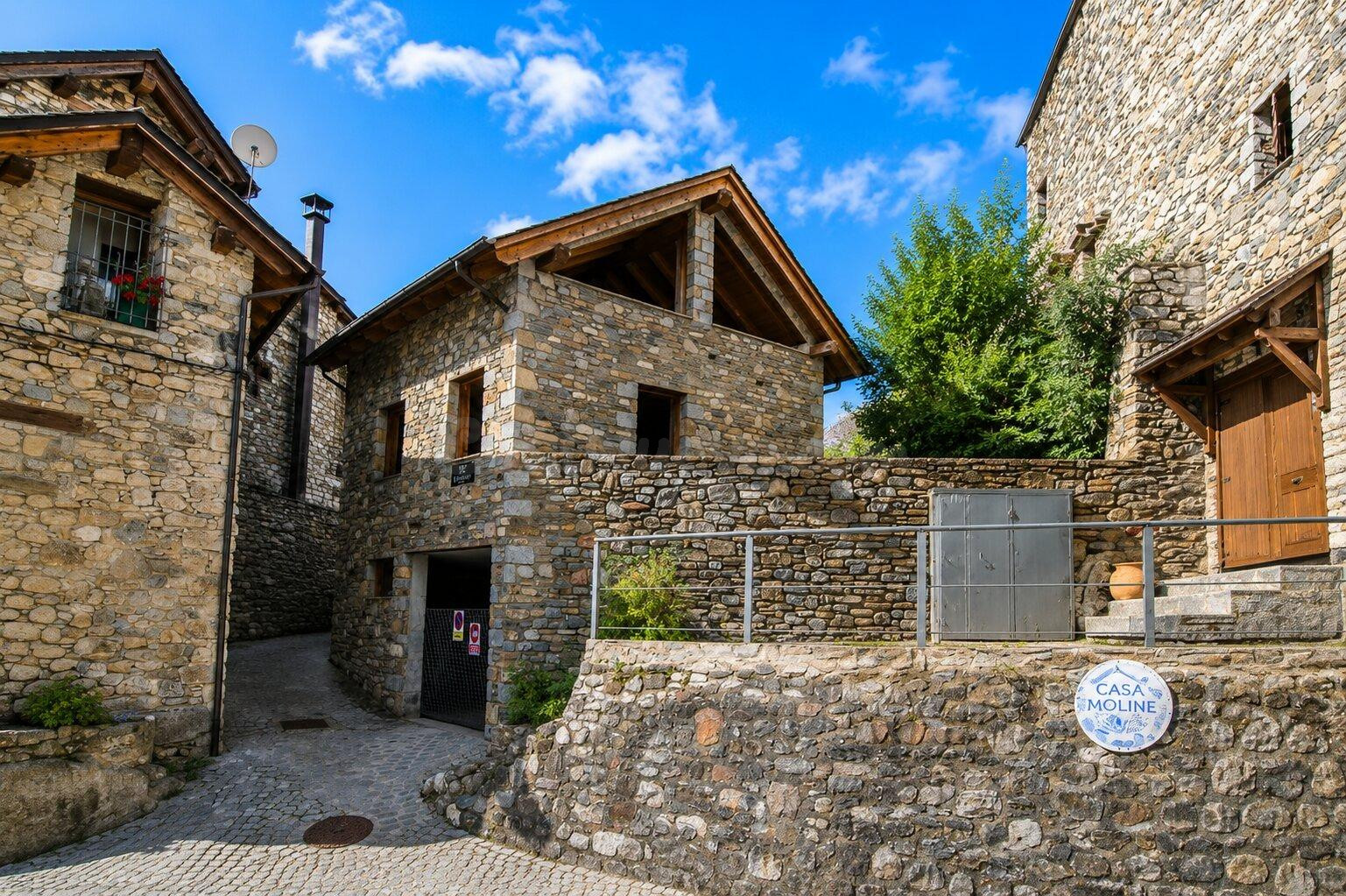CASA DE PIEDRA ÚNICA EN ANETO – PROYECTO EXCLUSIVO EN EL COR - foto 3