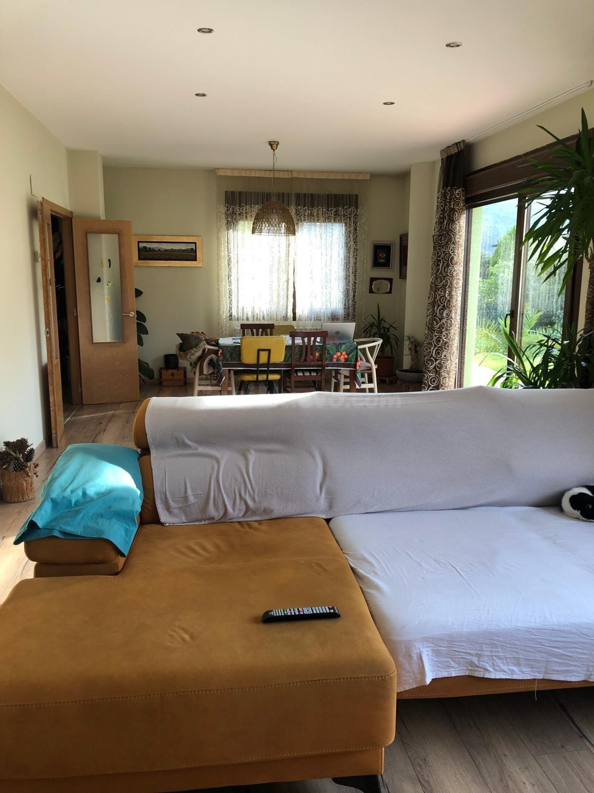 Casa en venta con parcela en Voto - foto 4
