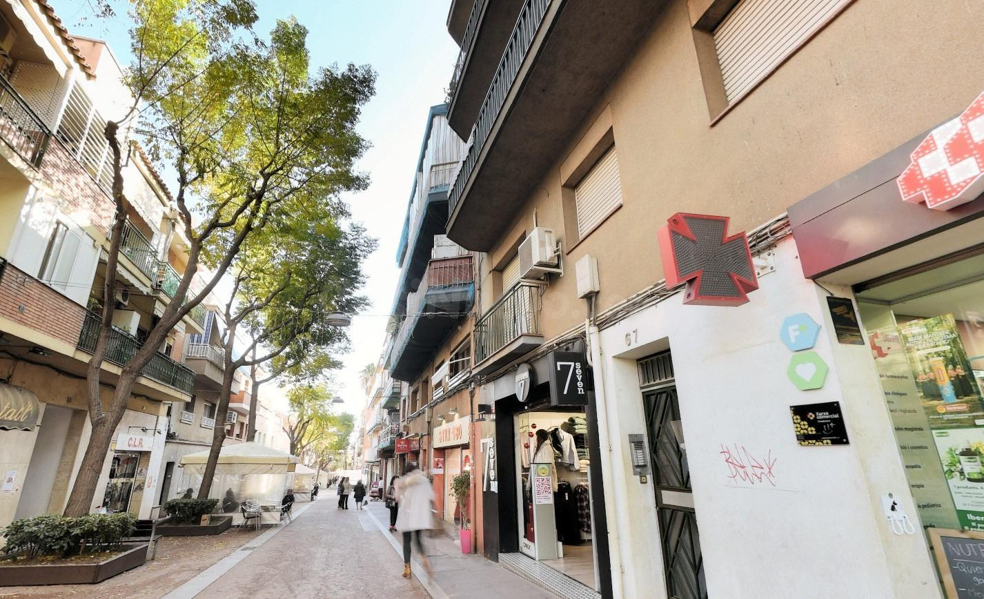 Venta de Piso ALQUILADO en Calle Doctor Reig Nº 65 Viladecans (Barcelona).