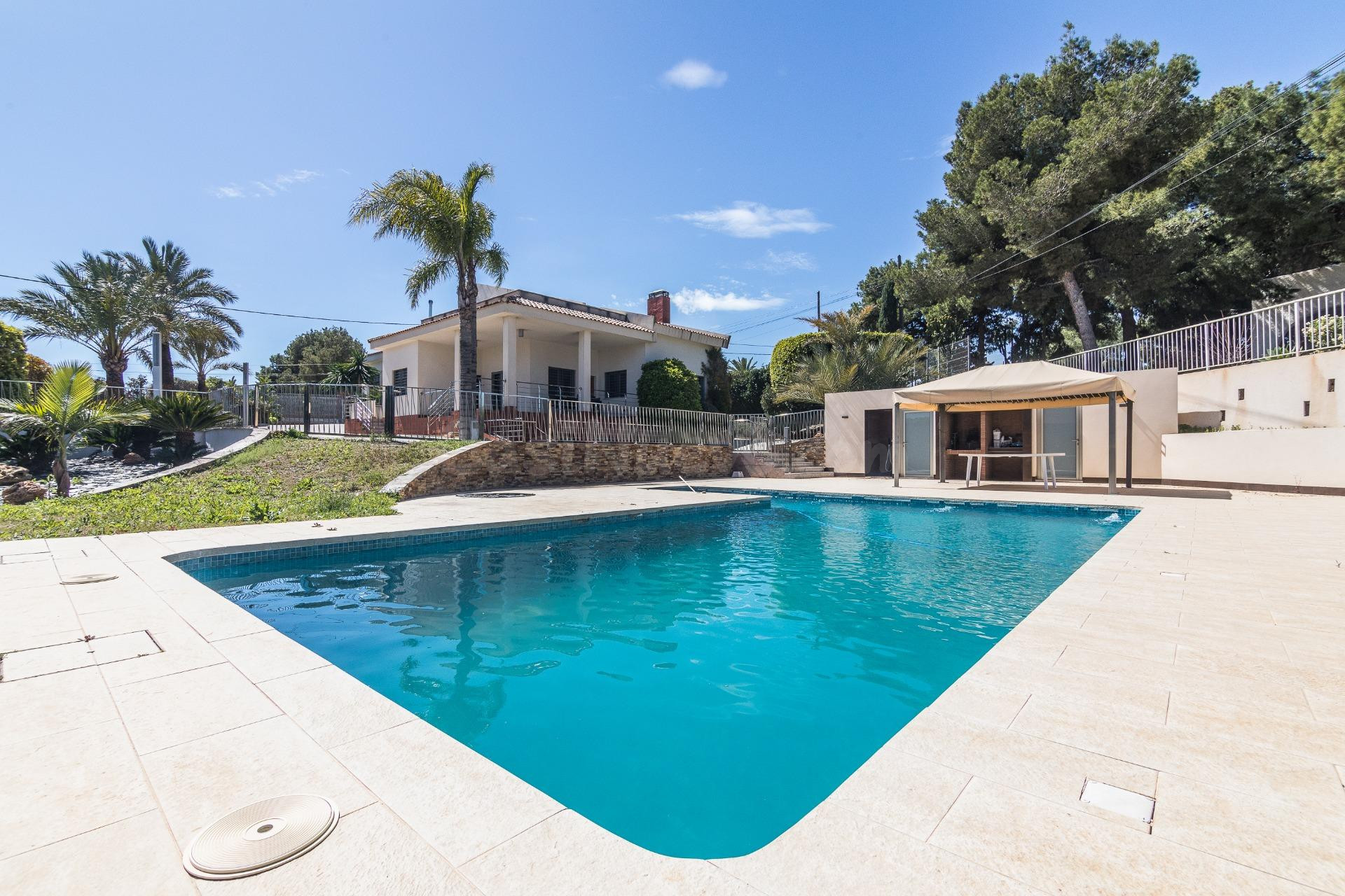 Chalet de lujo en zona Peña las Águilas, Elche - foto 2