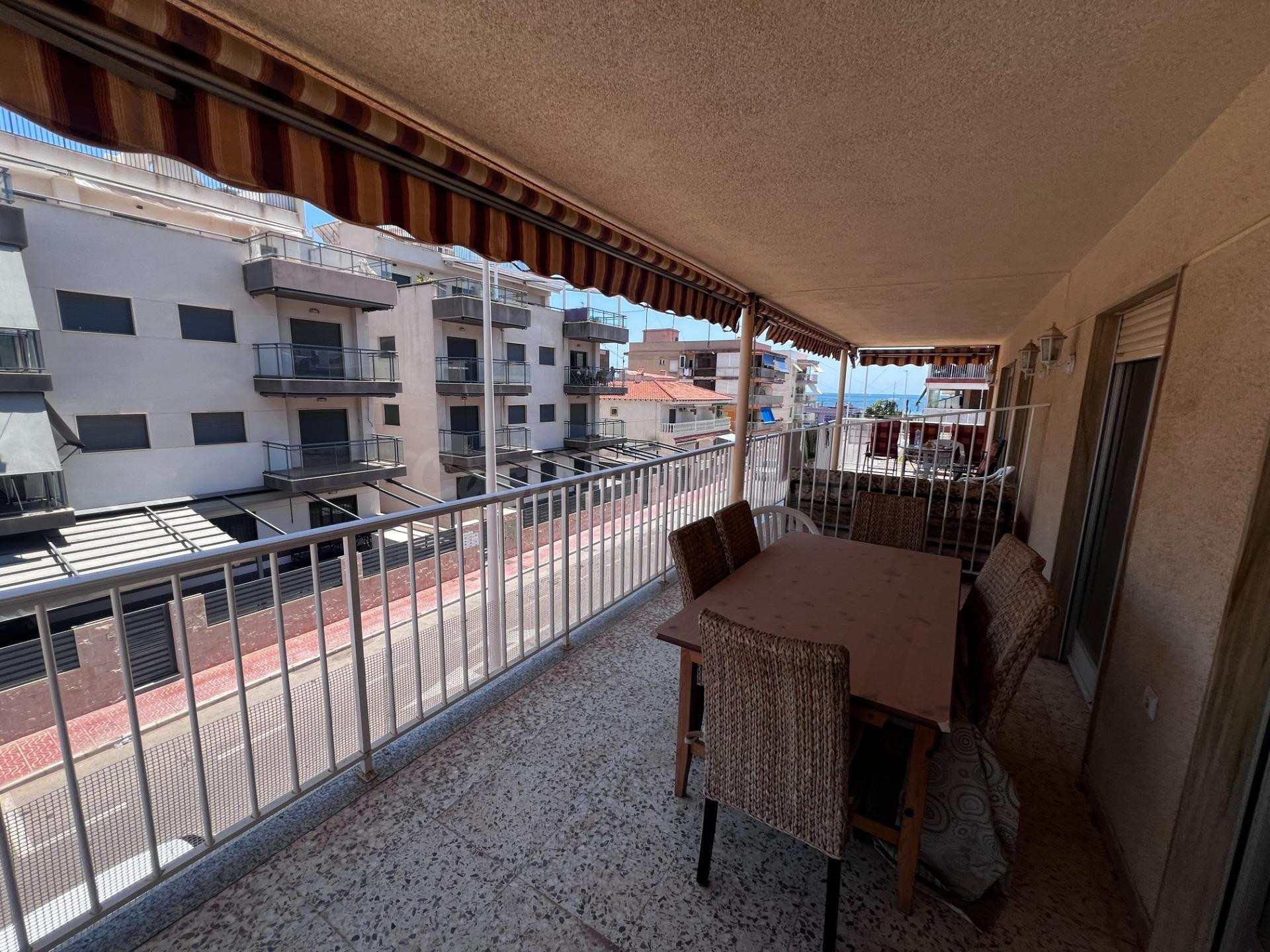 Apartamento de alquiler vacacional en Santa Pola, zona Gran  - foto 2