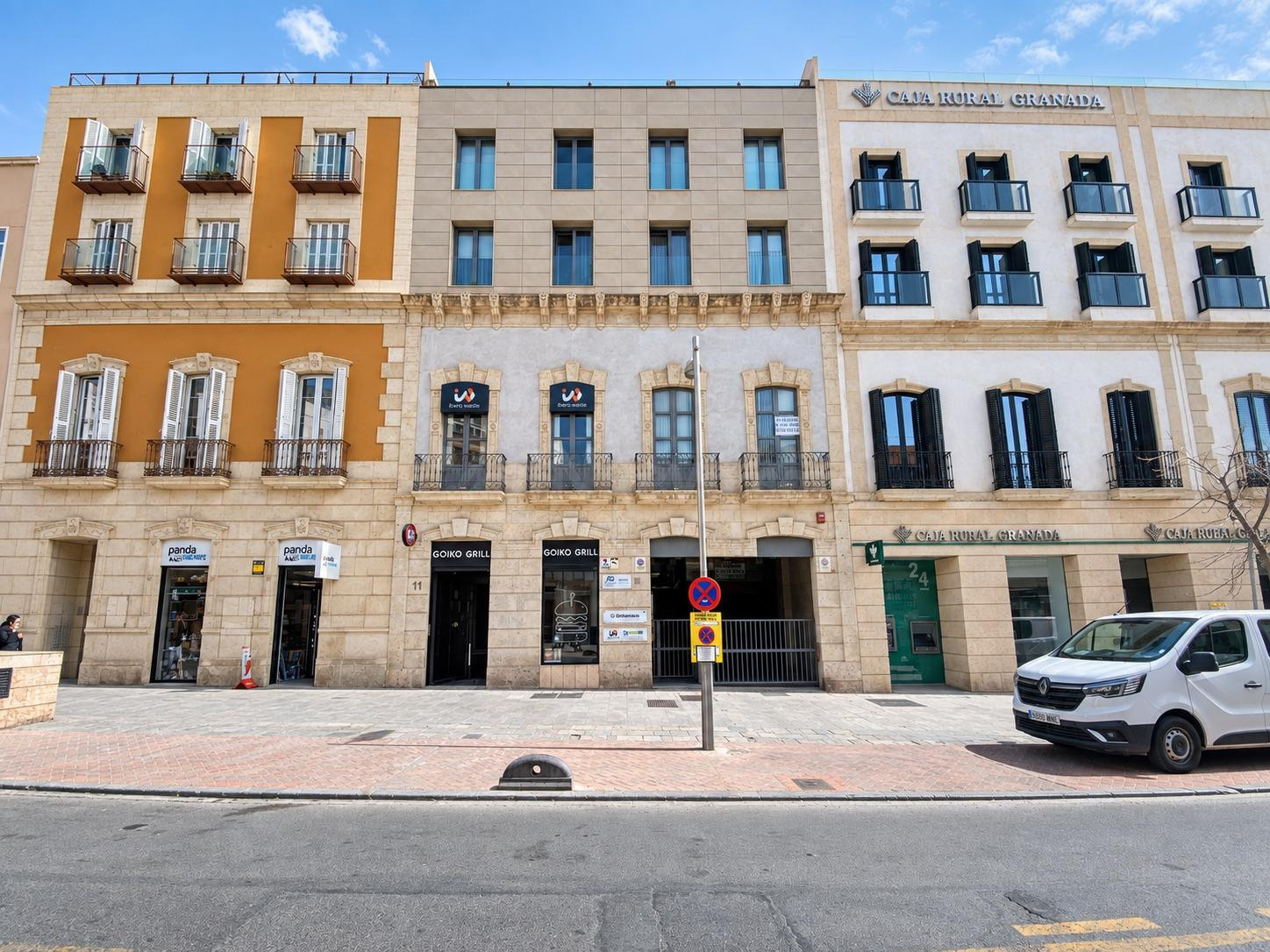 MAGNIFICA OFICINA EN ALQUILER EN RAMBLA OBISPO ORBERA