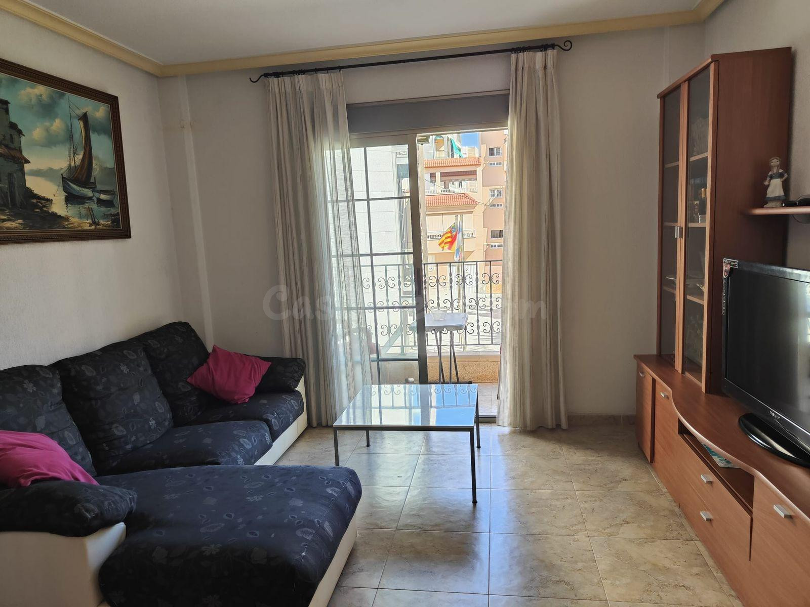 Apartamento en La Mata, Torrevieja - ¡A solo 50 metros del M - foto 2