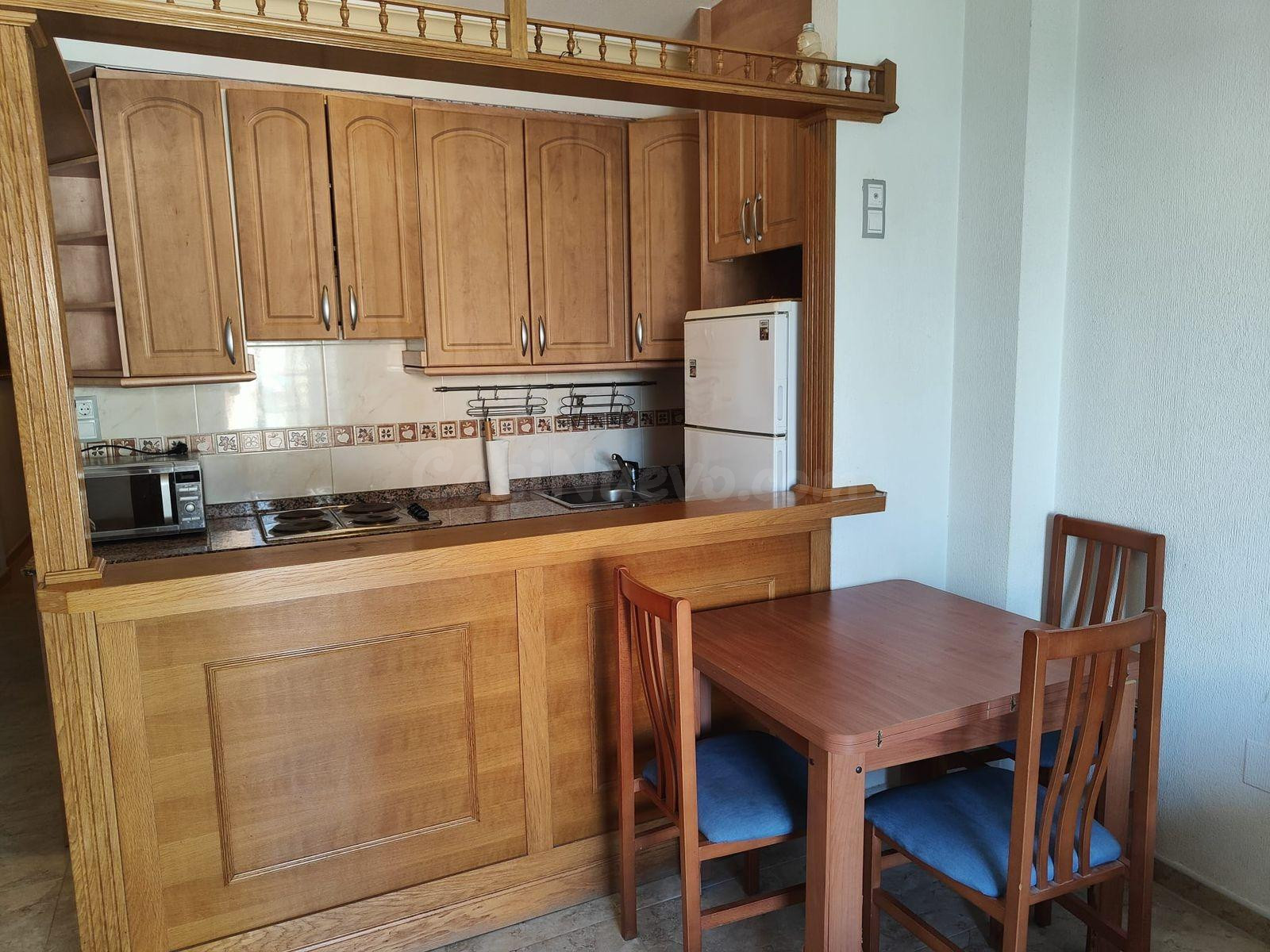 Apartamento en La Mata, Torrevieja - ¡A solo 50 metros del M - foto 5