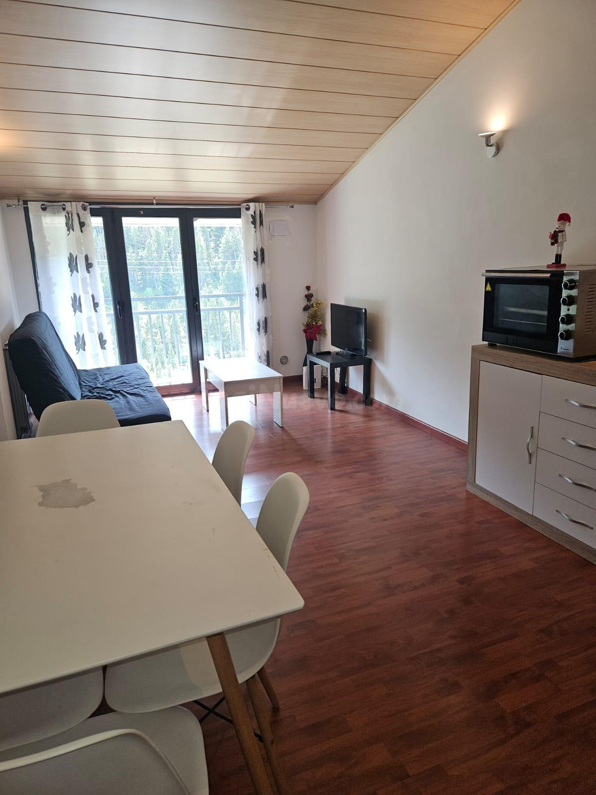 Exclusivo piso de 1 habitación con vistas a la montaña en Bordes d'Envalira