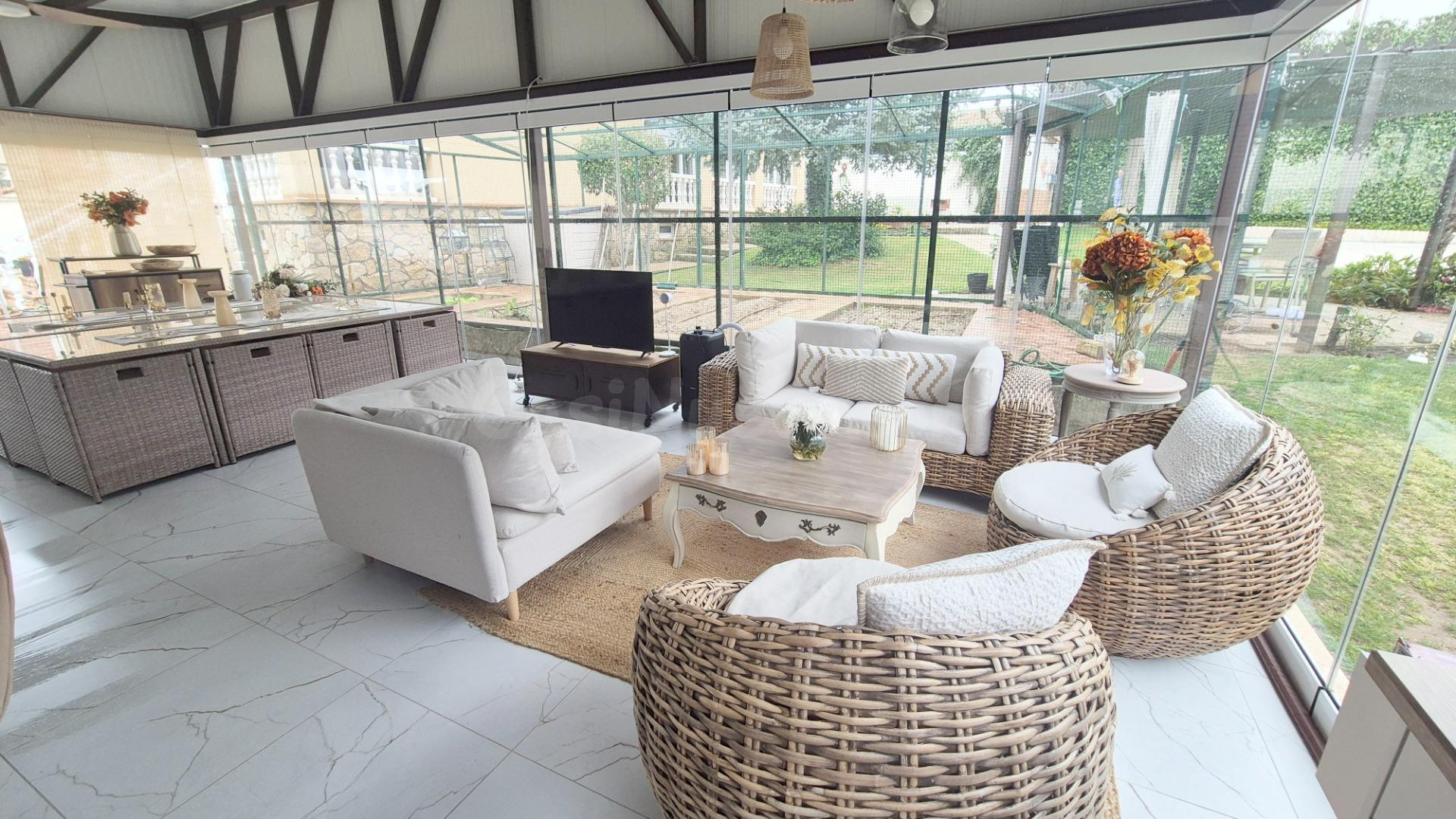 CHALET VENTA MOZÁRBEZ. Urbis te ofrece un chalet independien