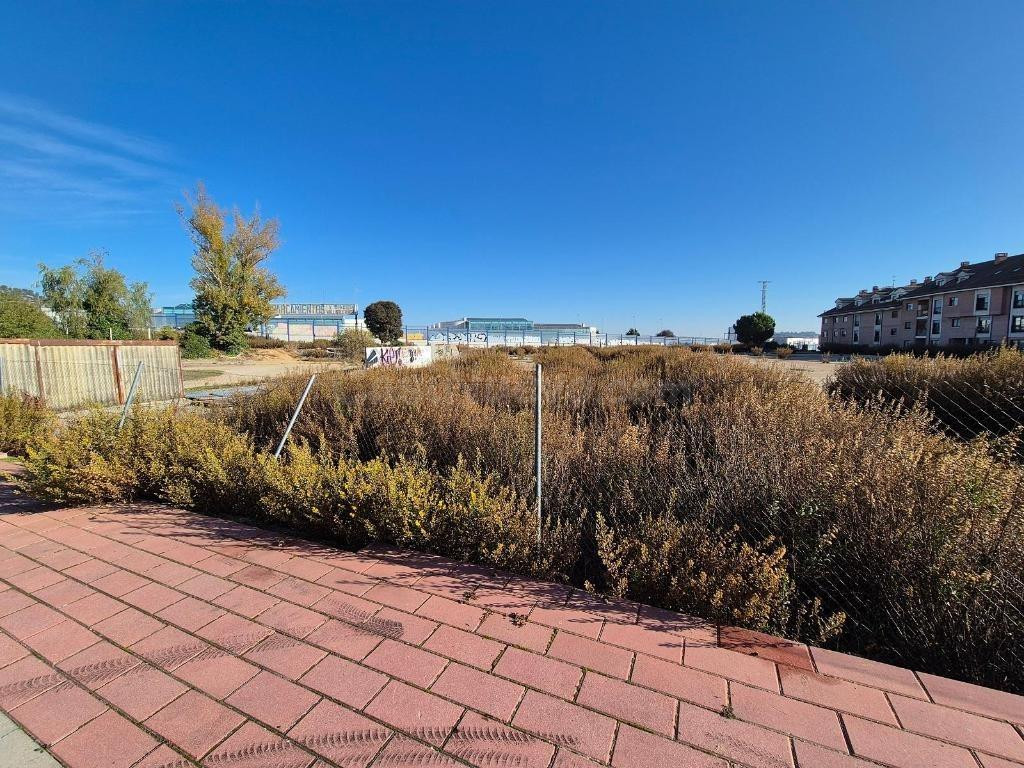 SUELO VENTA ZARATÁN. Urbis te ofrece un solar en venta en Za - foto 2