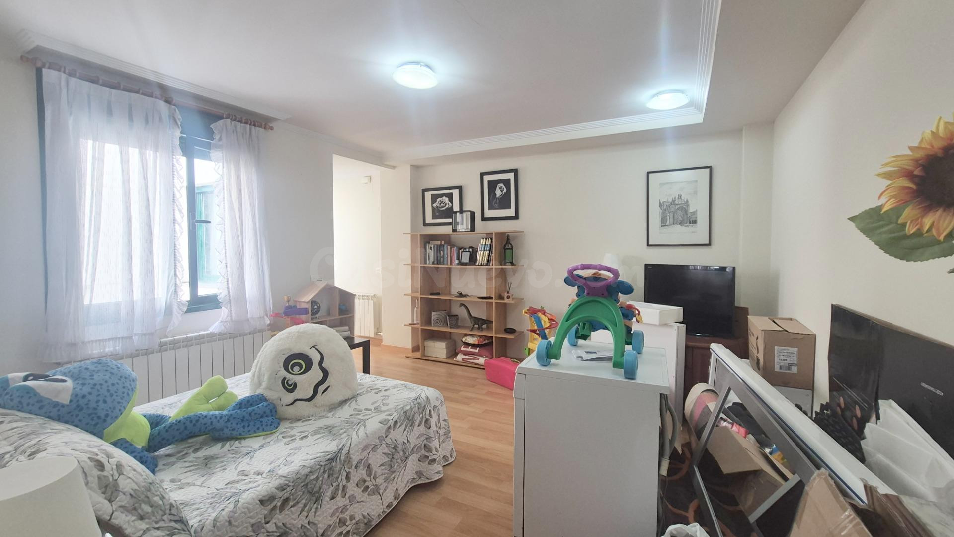 PISO VENTA CALZADA DE VALDUNCIEL. Urbis te ofrece un piso en - foto 4