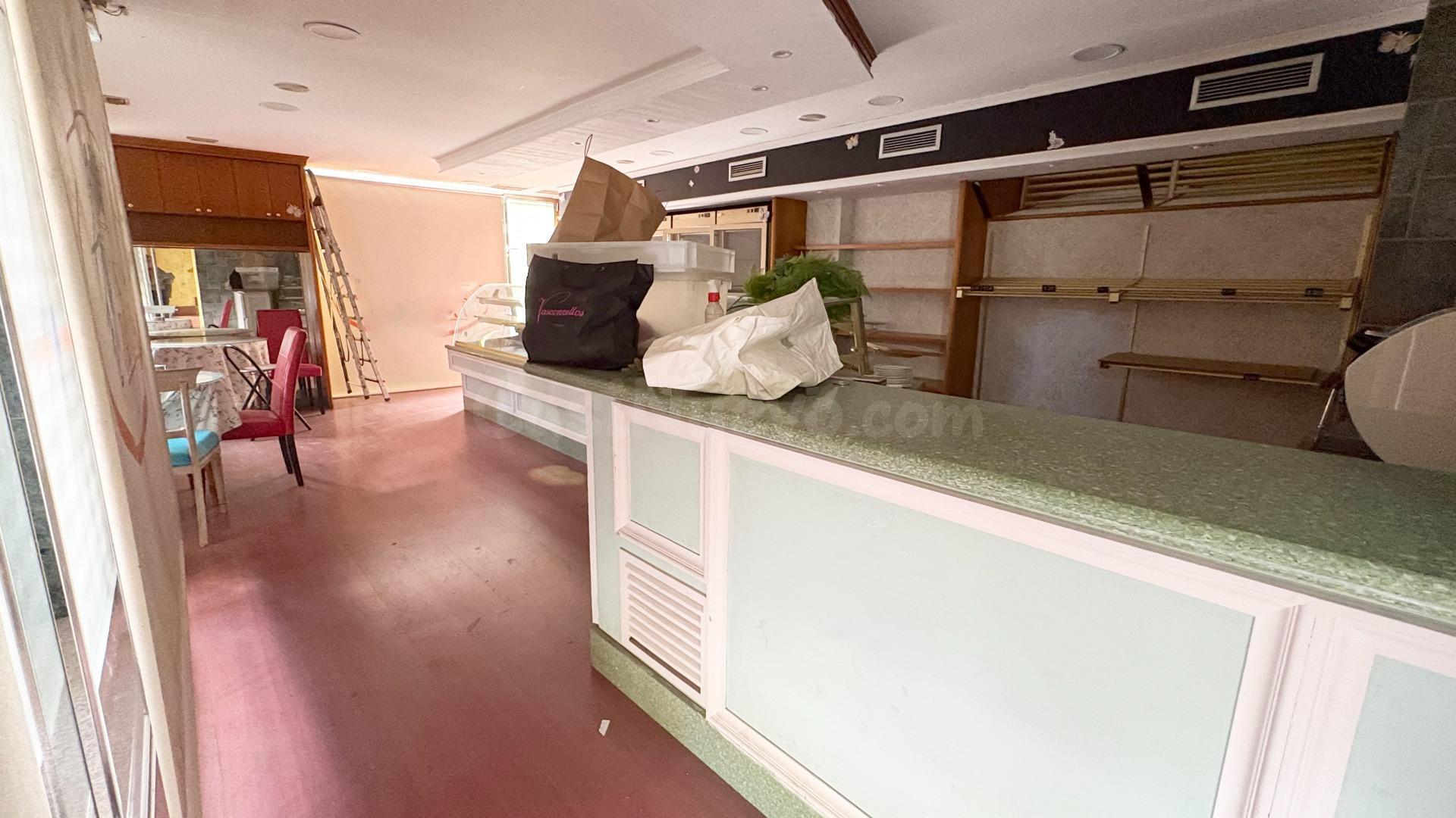 LOCAL COMERCIAL EN ALQUILER EN GARRIDO NORTE, SALAMANCA. Urb