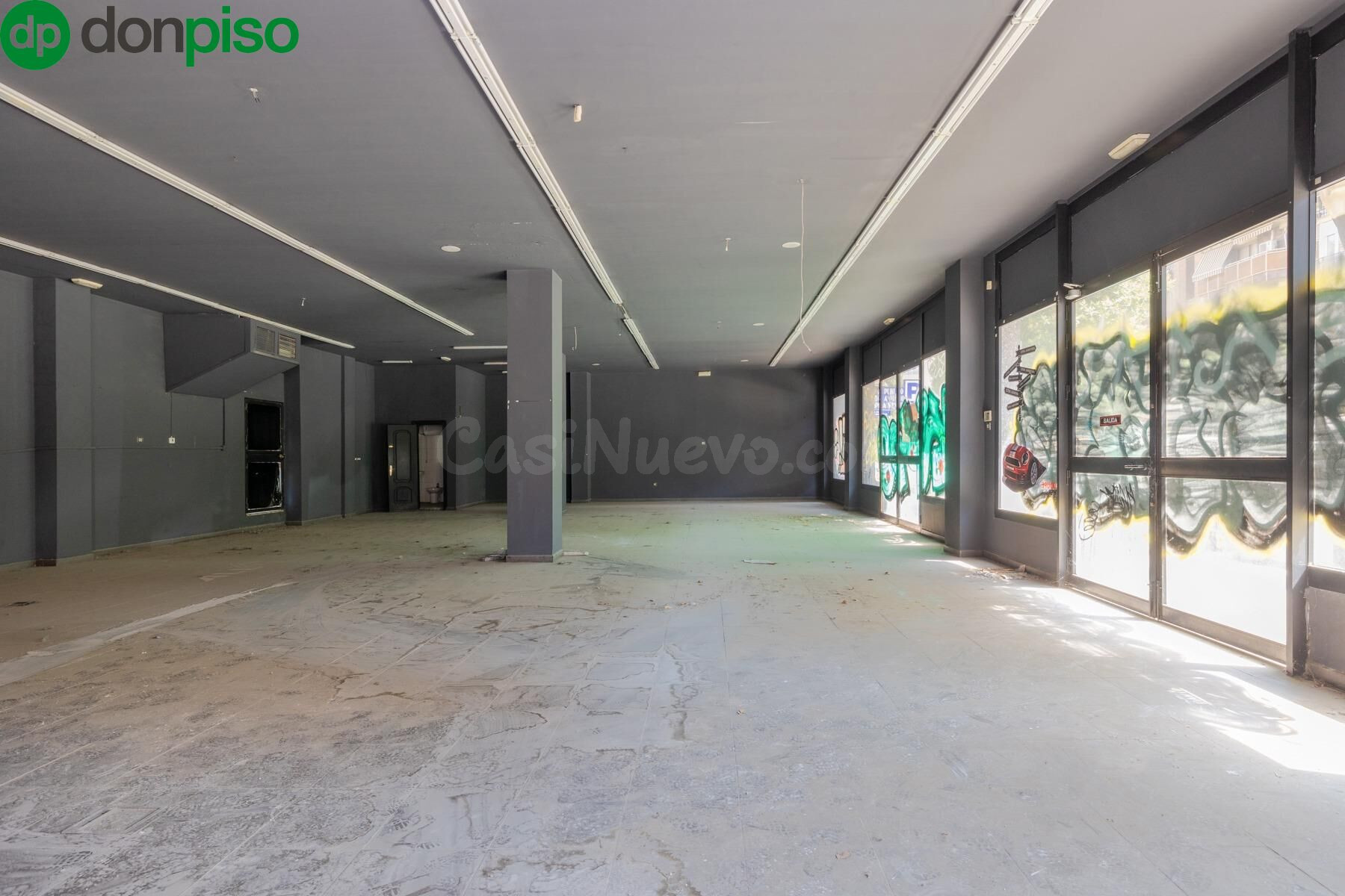 Amplio local comercial en Camino de Ronda