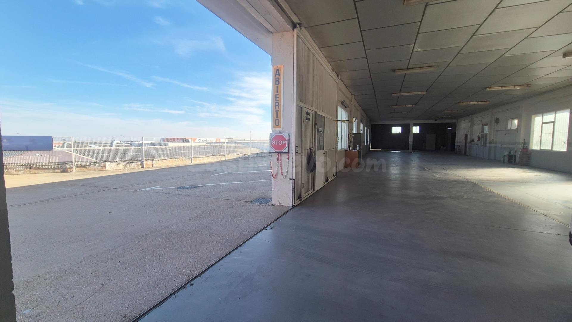 NAVE ALQUILER VILLARES DE LA REINA. Urbis te ofrece una nave - foto 4