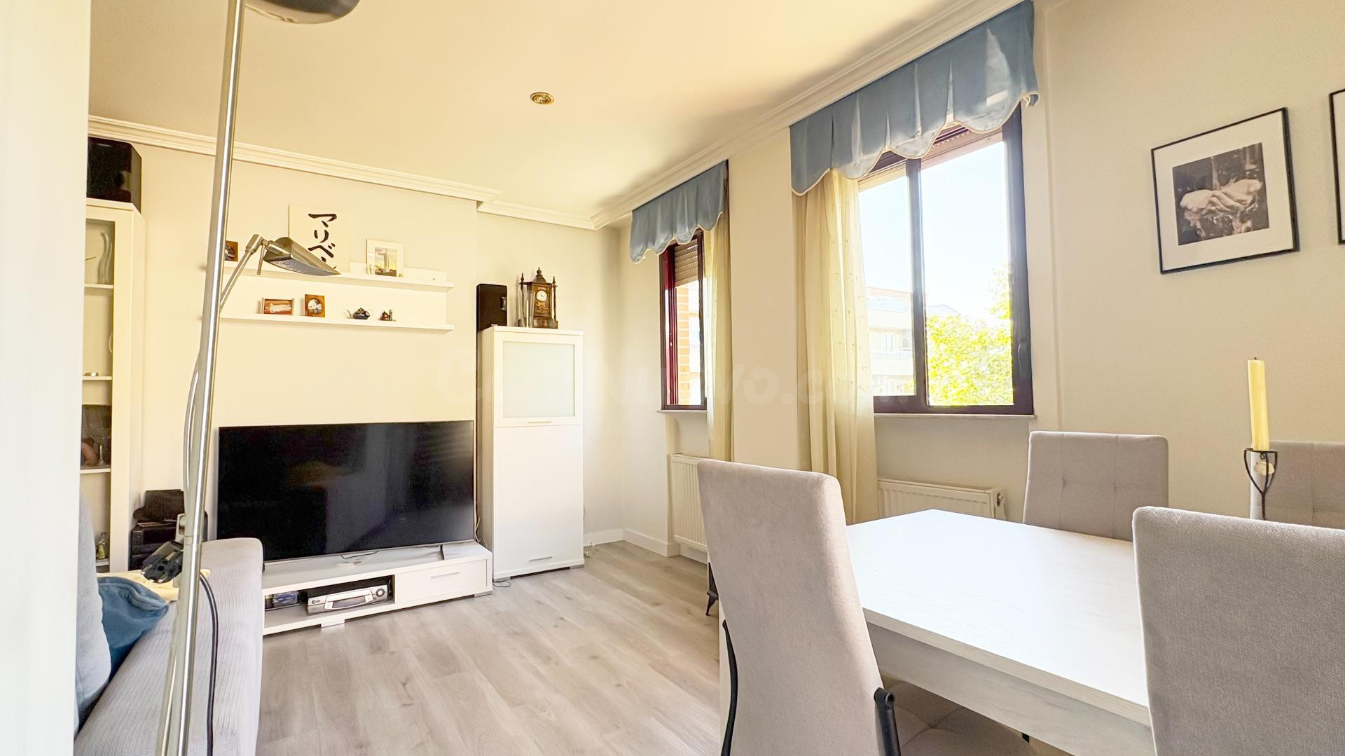 PISO VENTA SALAMANCA. Urbis te ofrece un piso reformado en z - foto 4