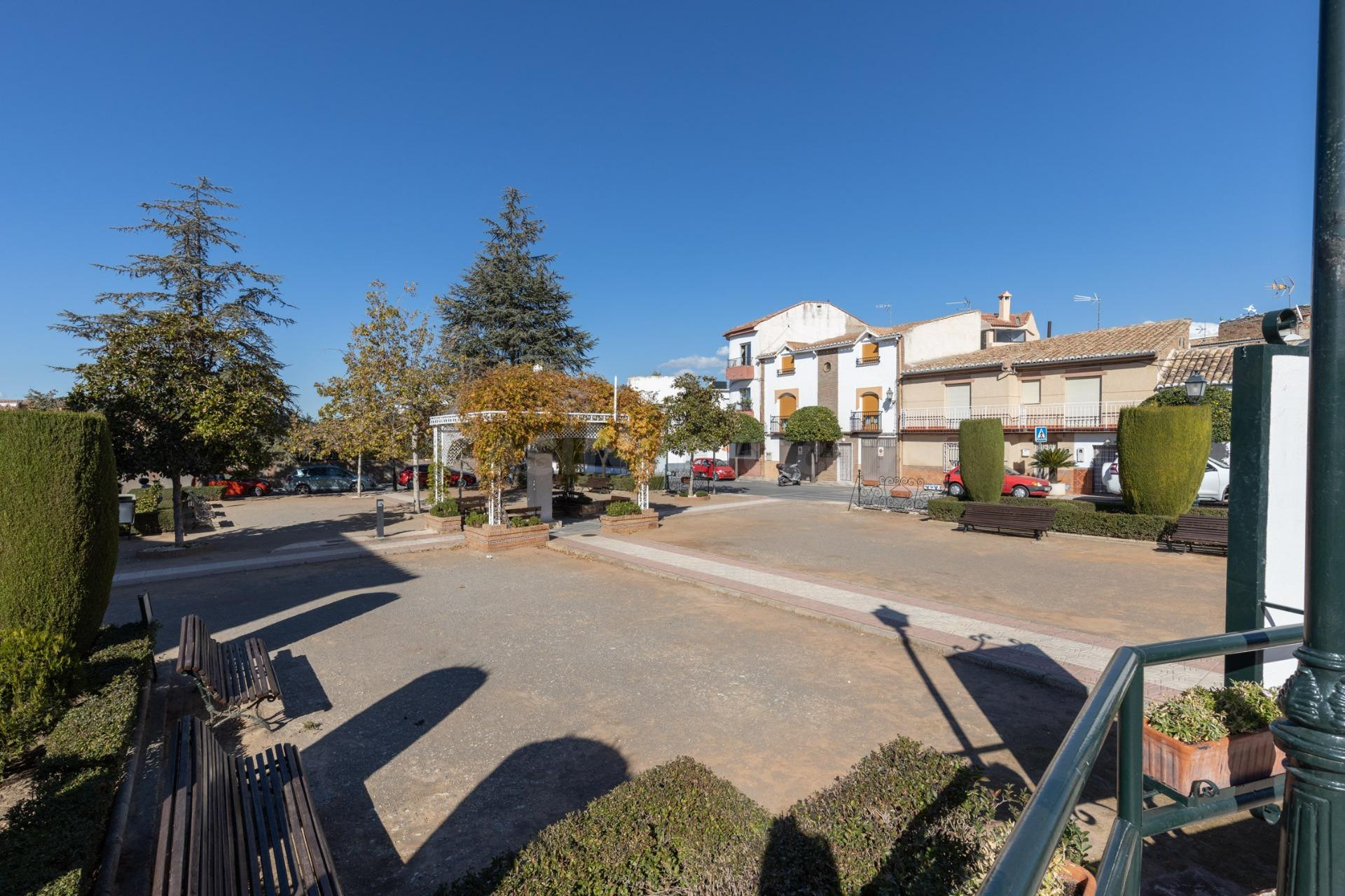 ️ OPORTUNIDAD DE INVERSIÓN EN SUELO URBANO PLURIFAMILIAR – CÁJAR (ÁREA METROPOLITANA DE GRANADA)