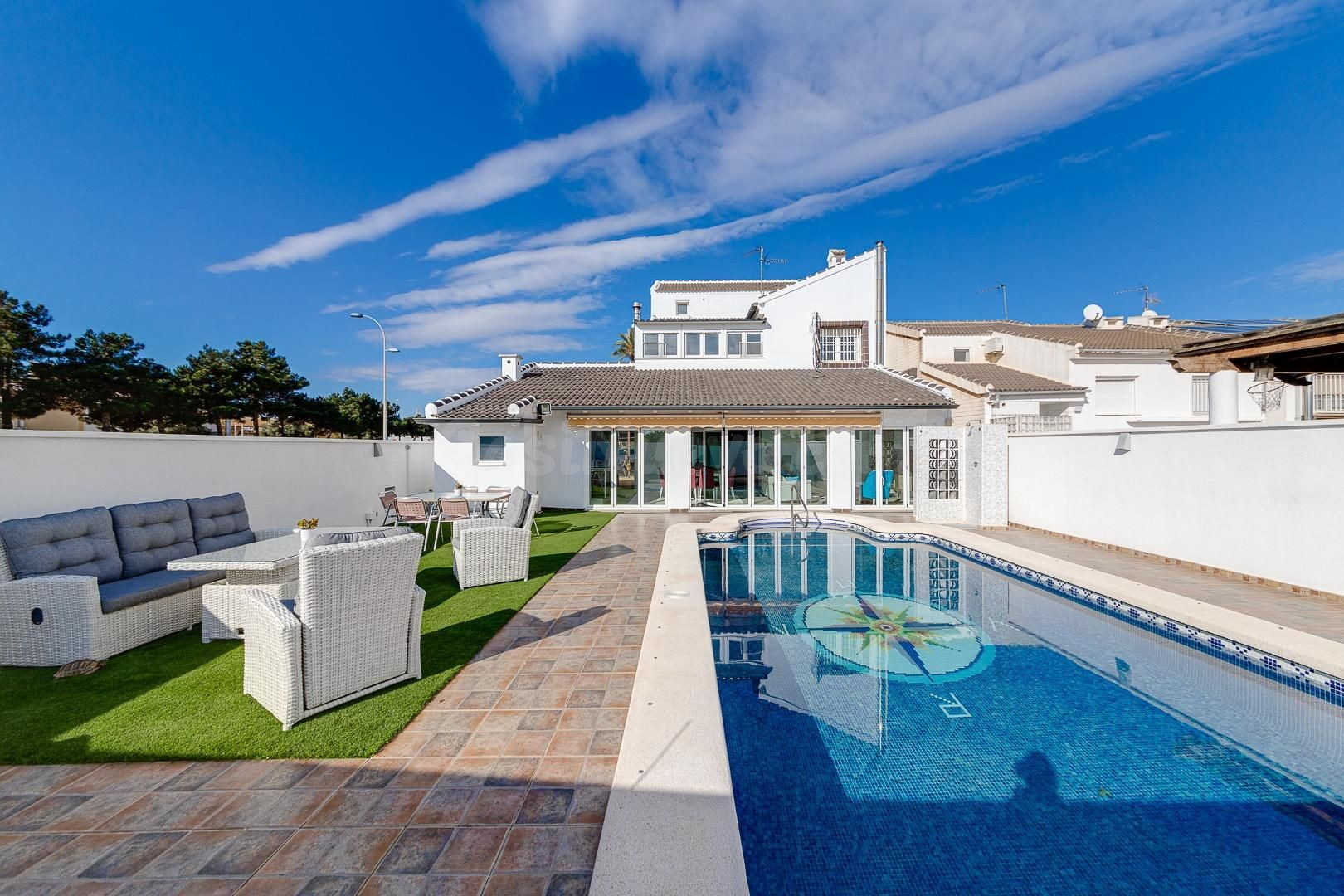 Villa 6 habitaciones 418m² en venta - San Javier