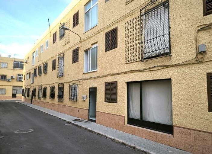 SE VENDE piso OKUPA en C Severo Ochoa  de Berja - foto 3