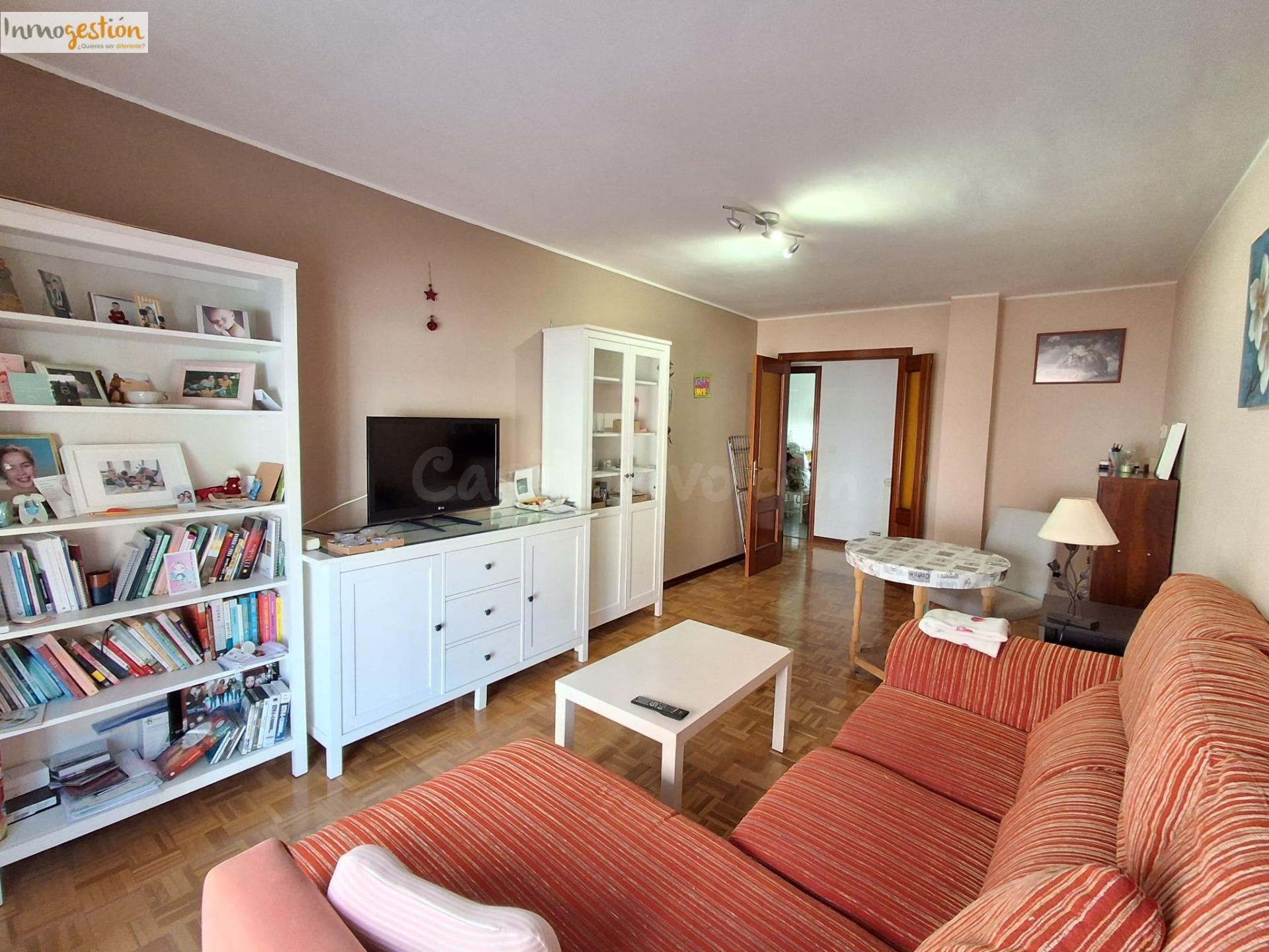 SE VENDE PISO EN TUDELA DE DUERO - foto 2