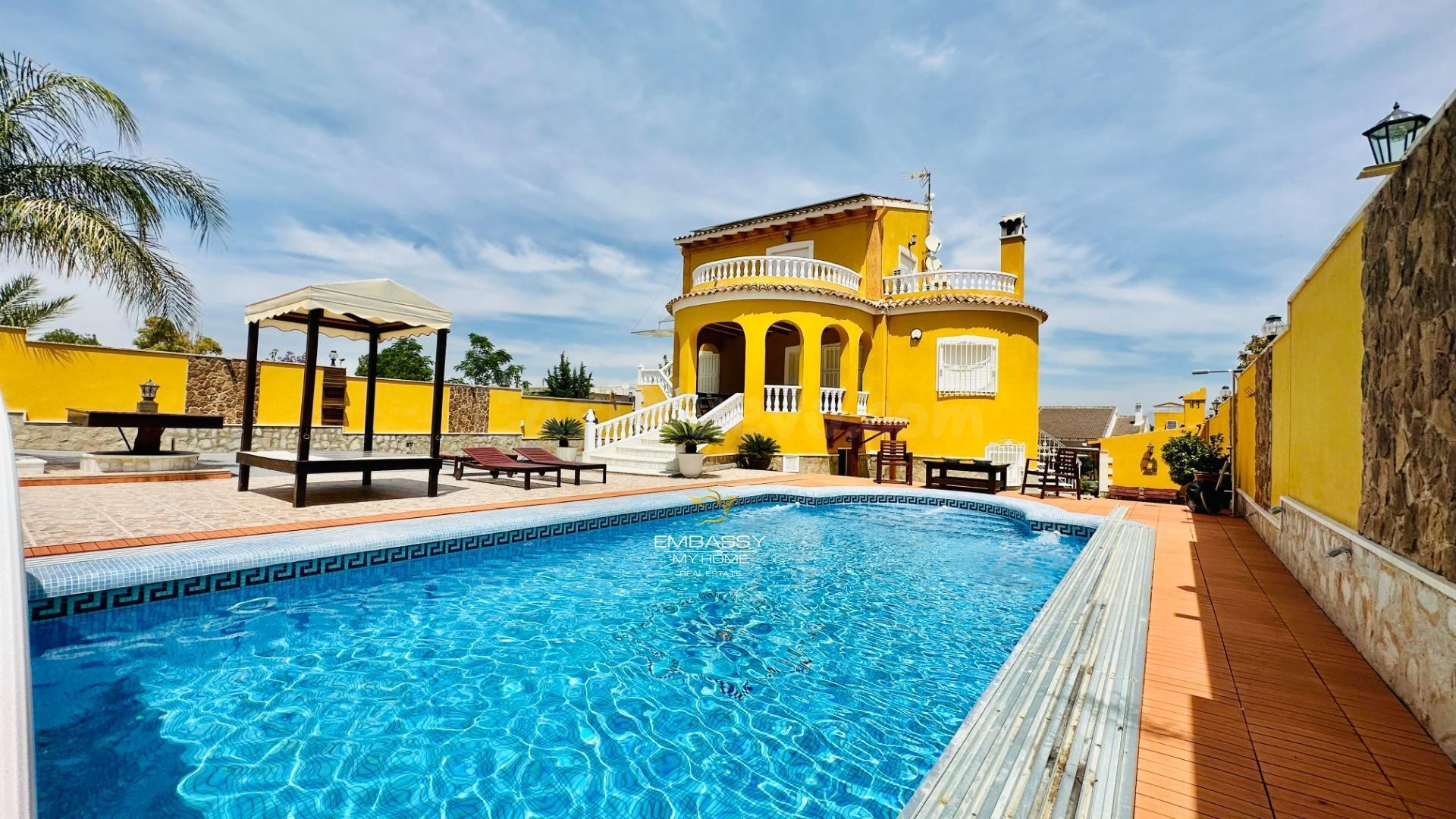 Villa 5 habitaciones 201m² en venta - Montepinar-La Aparecida-Raiguero