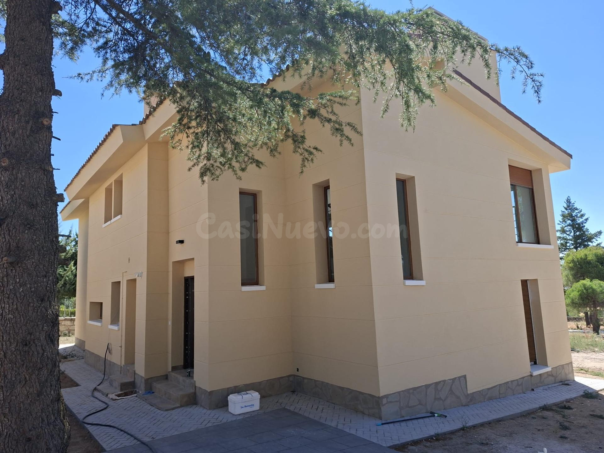 CHALET INDEPENDIENTE EN LOZOYUELA – DESDE 495.000 € – SIN COMISIÓN DE AGENCIA
