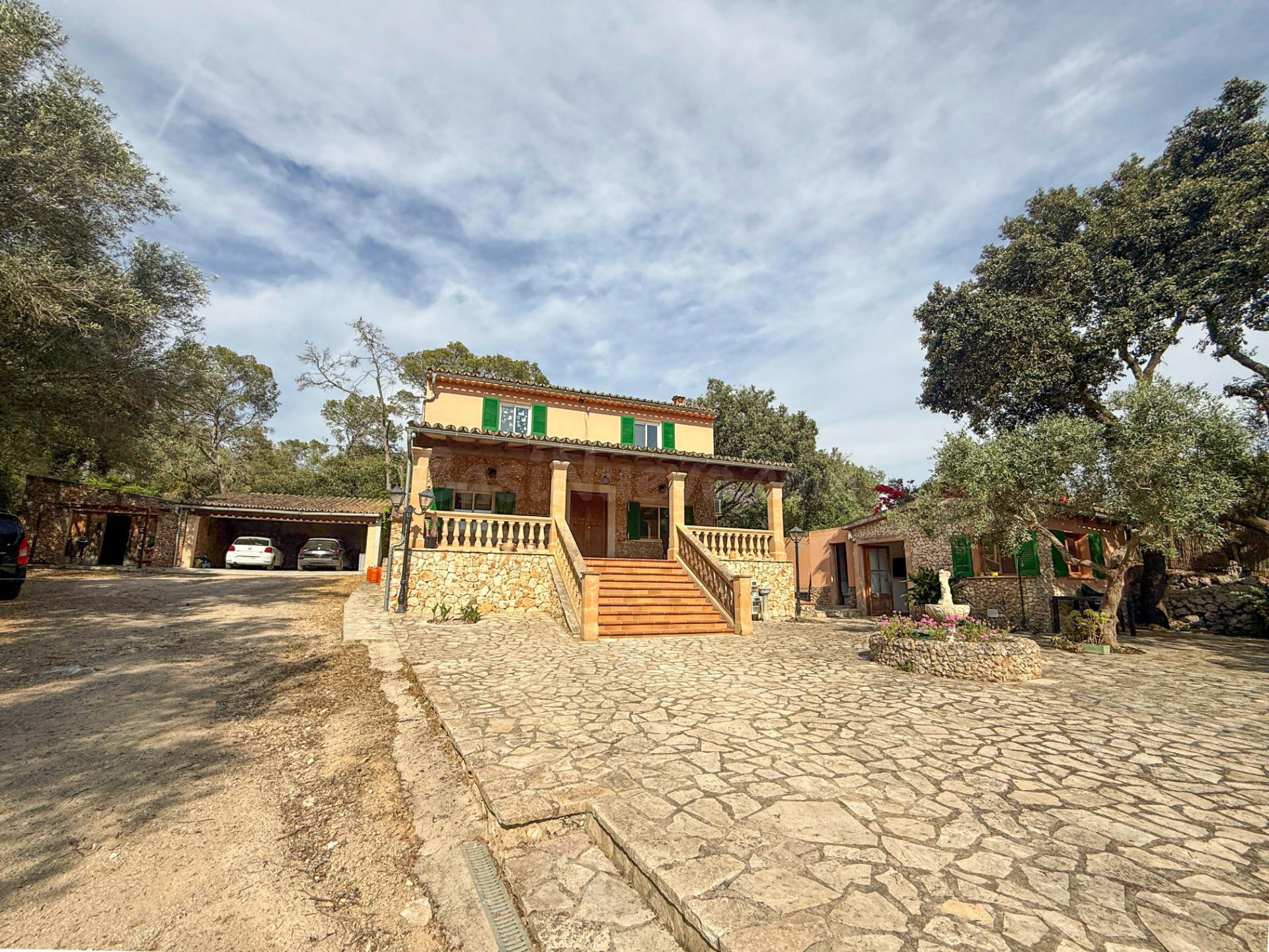 Finca Rústica con Casa Independiente y Piscina Privada - foto 2