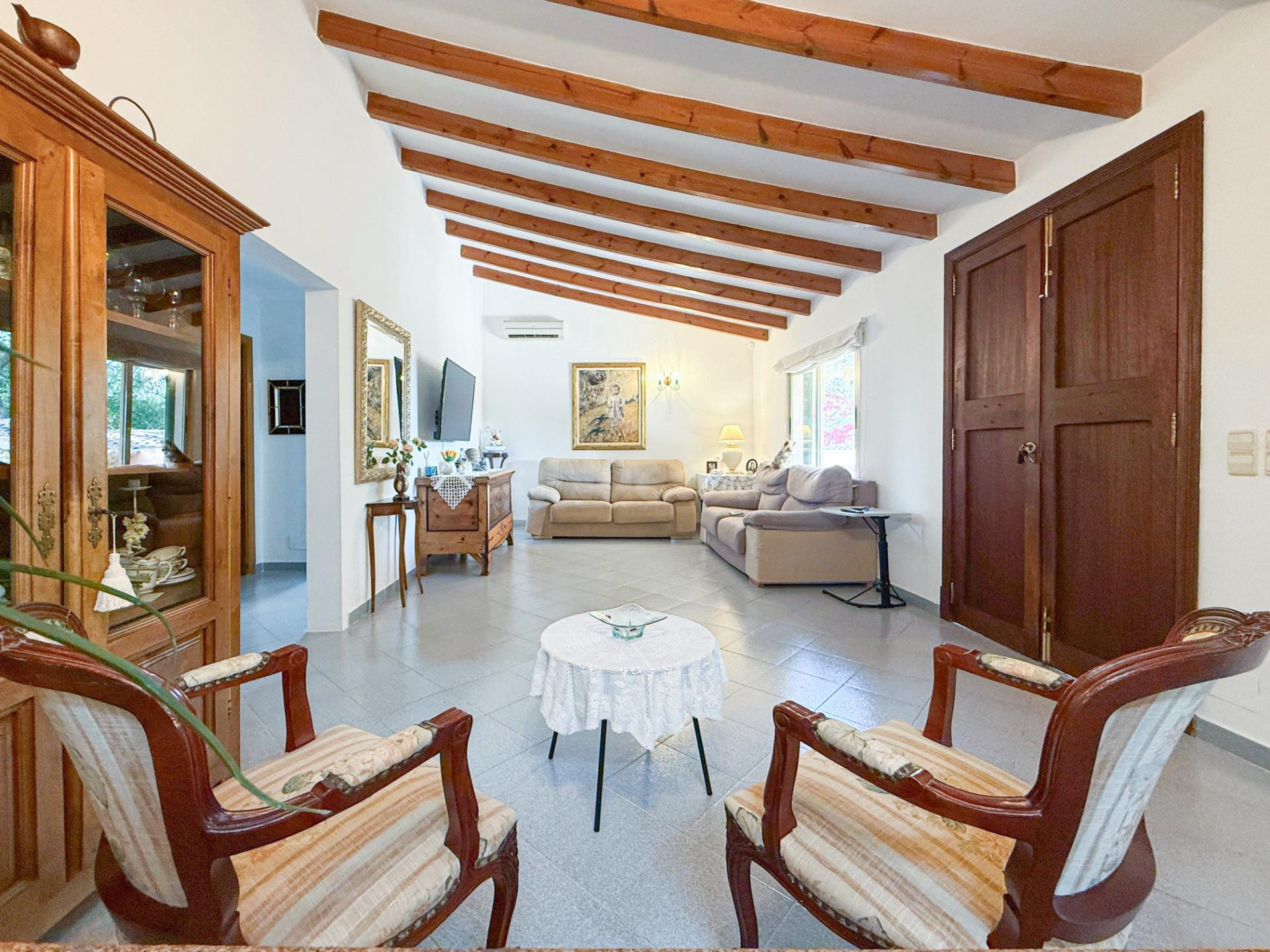 Finca Rústica con Casa Independiente y Piscina Privada - foto 5
