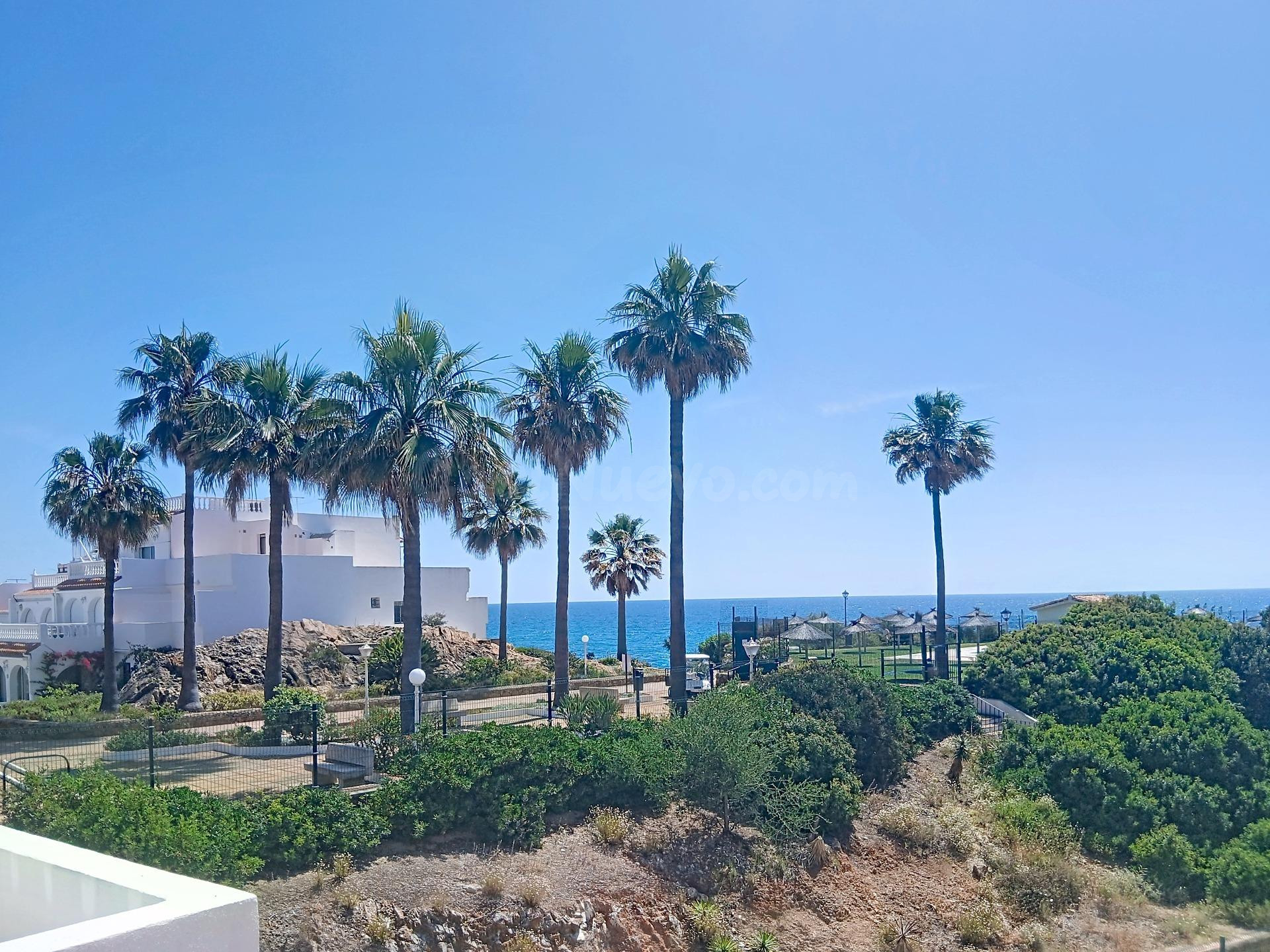 Casa con vistas al mar y con acceso directo a la playa – Playa Paraíso, Manilva