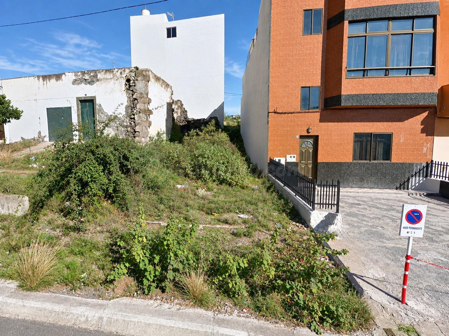 Aquí te dejamos un rincón de Arucas para construir a tu gusto - en pleno barrio de Santidad