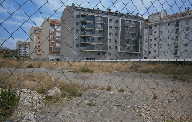 Terreno urbano 1562m² en venta - Barrio del Pilar - foto 2