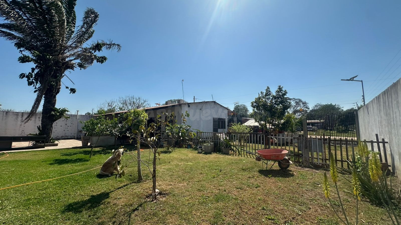 82.000$us Bonita casa con Piscina en Cotoca, Villa esmeralda - foto 3