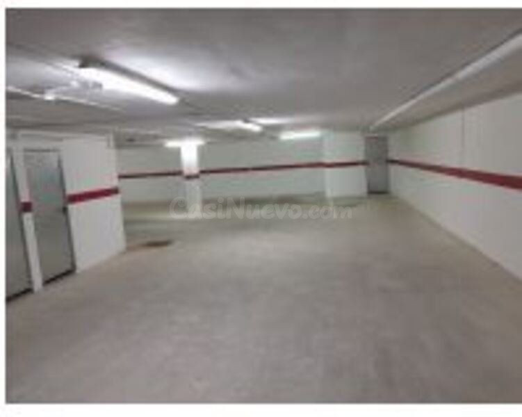 Garaje 10m² en venta - Zona Pueblo