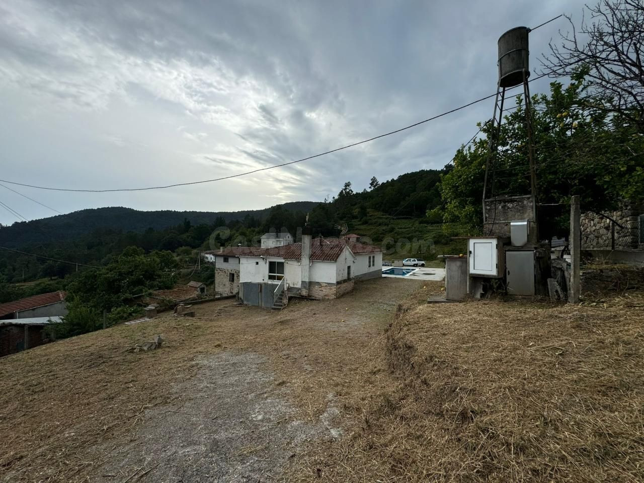 CASA EN VENTA EN  A RIBEIRA SACRA (PEROXA) CON PISCINA Y VIS - foto 2