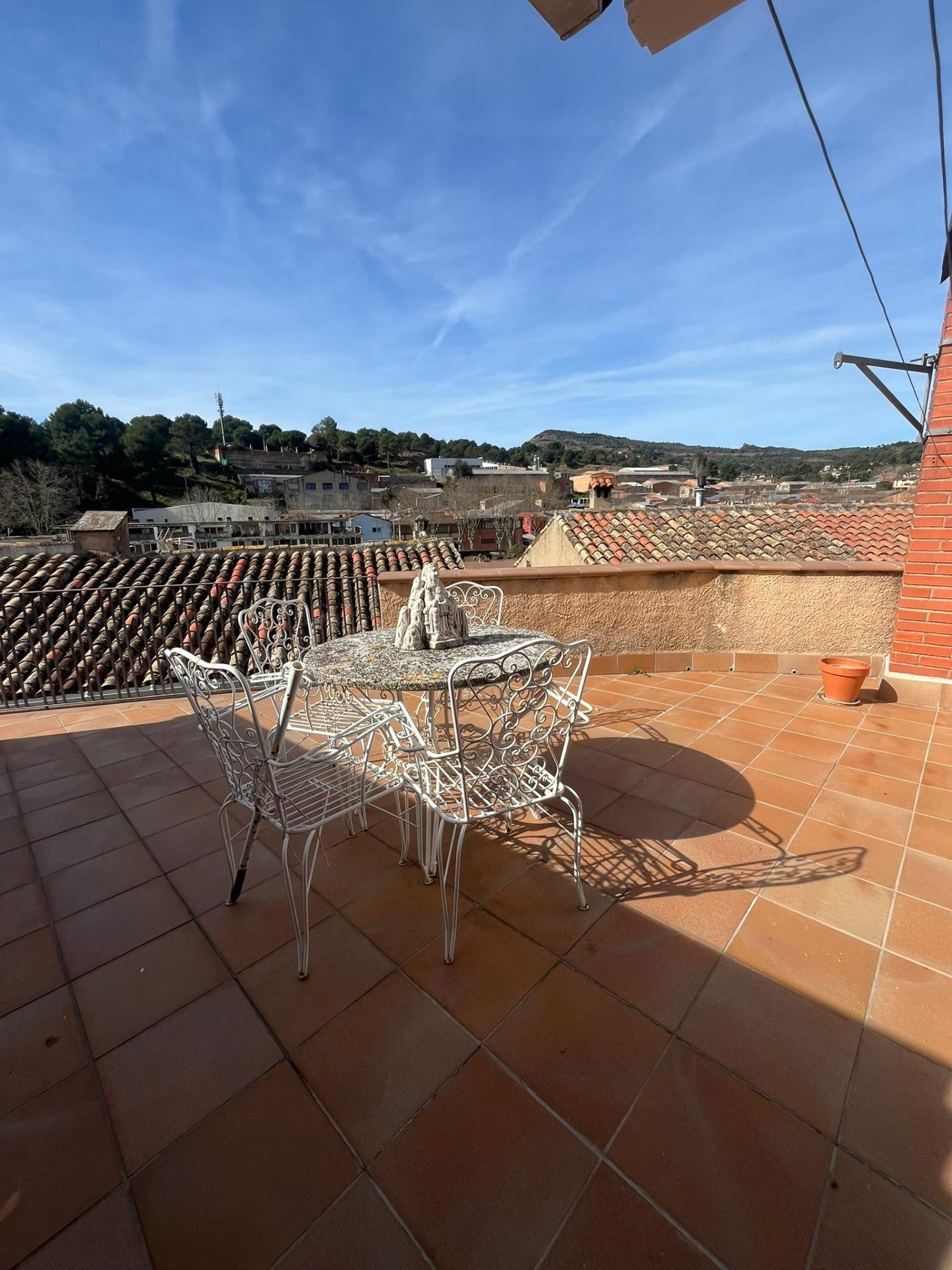 Amplia Vivienda en el Corazón de Sant Llorenç Savall