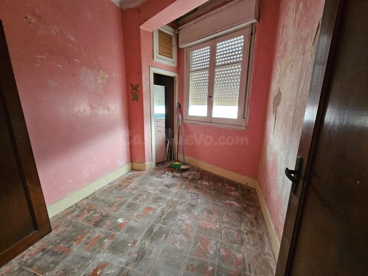 OPORTUNIDAD!!! SE VENDE PISO EN EL CENTRO DE RIBADAVIA - foto 4