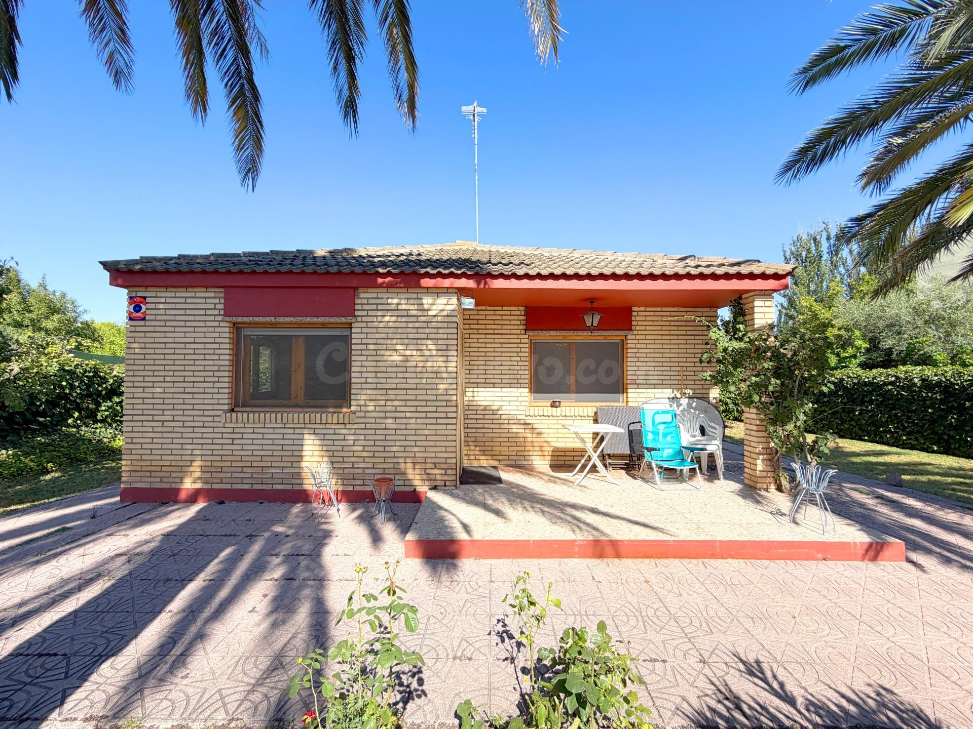 SE VENDE CASA INDEPENDIENTE CON TERRENO EN CADRETE - ZARAGOZ - foto 5