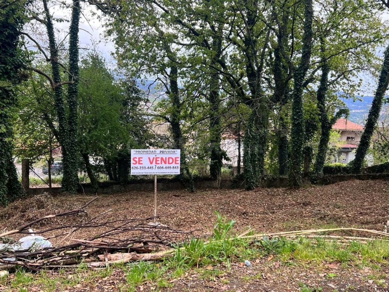 ¡¡¡NOVEDAD!!! TERRENO DE 1700M2 EN AVD AEROPUERTO CON LICENC