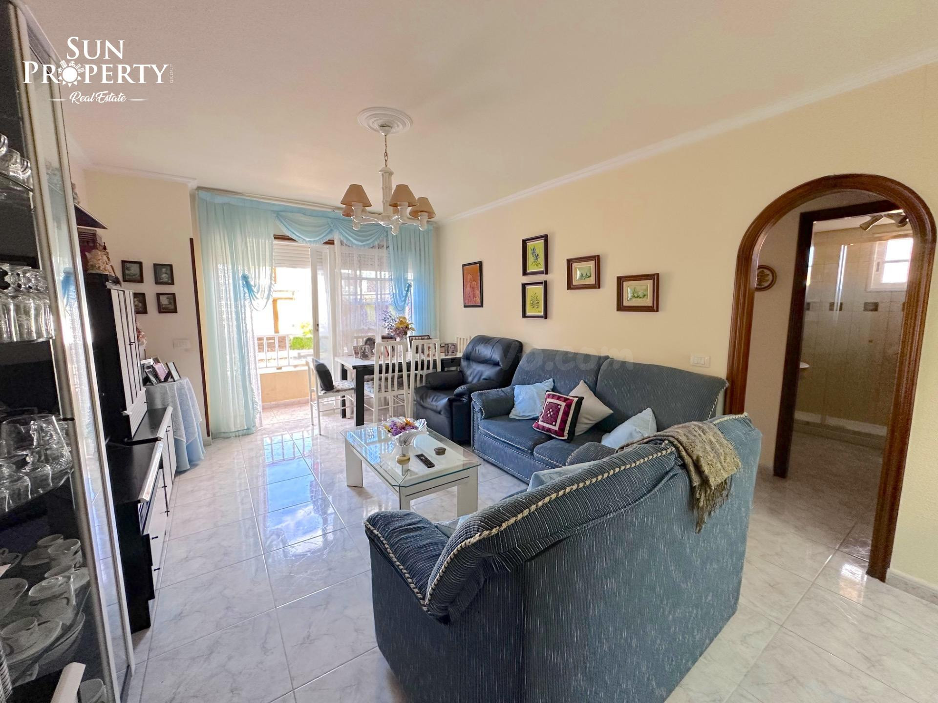 APARTAMENTO DE 2 DORMITORIOS EN PLENO CENTRO DE LOS CRISTIANOS