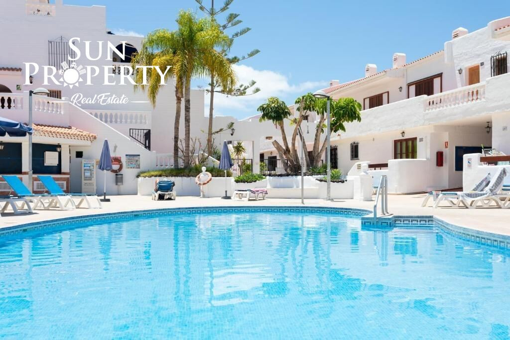 APARTAMENTO DE 2 DORMITORIOS CON AMPLIA TERRAZA – PORT ROYALE, LOS CRISTIANOS