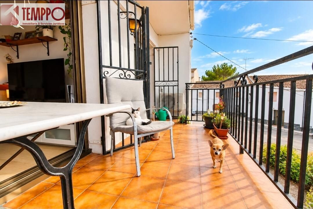 Casa con jardín, grandes vistas y garaje en Clariana – Castellet i la Gornal