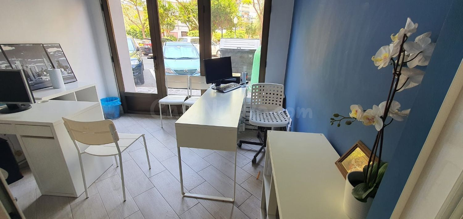 Oficina 236m² en venta - Garbinet-Parque de las Avenidas