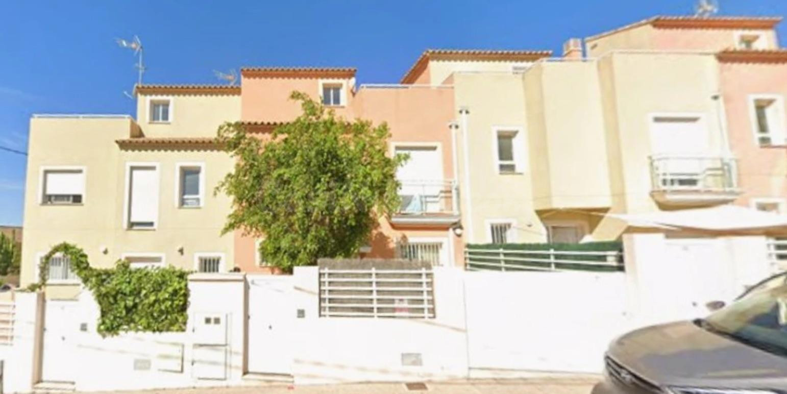 Chalet adosado en venta en Avda Escandinavia L´Alfas del Pi