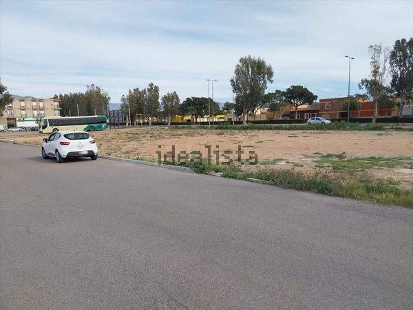 ¡Oportunidad Única en Roquetas de Mar! Terreno Urbano con Vistas y Gran Potencial
