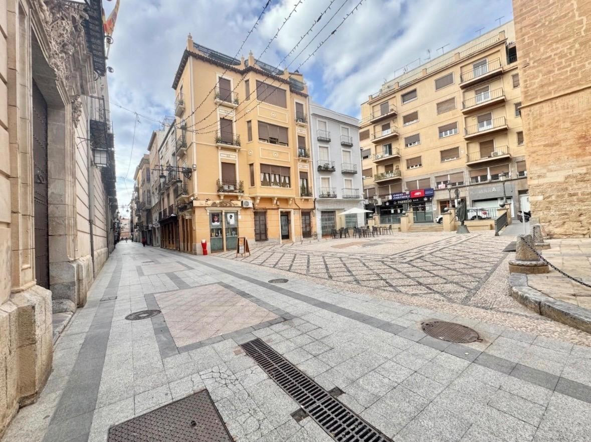 Edificio 6 habitaciones 550m² en venta - Zona Centro