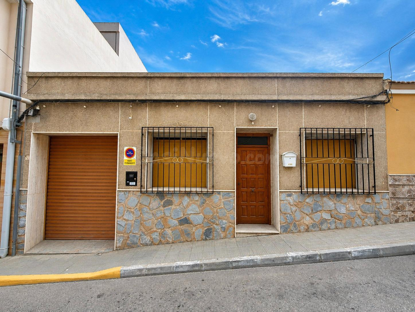 Casa en Redovan