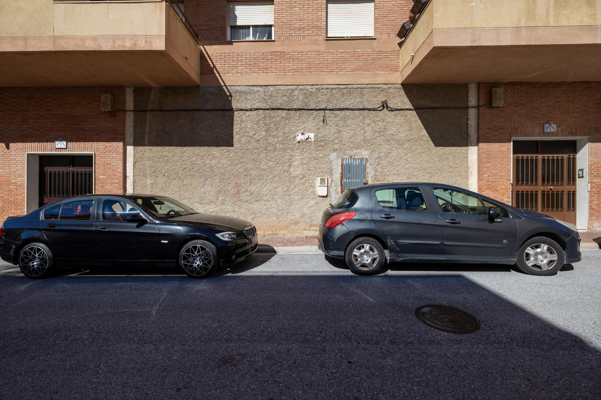 Local comercial  con posibilidad de cambio de uso a vivienda - foto 2