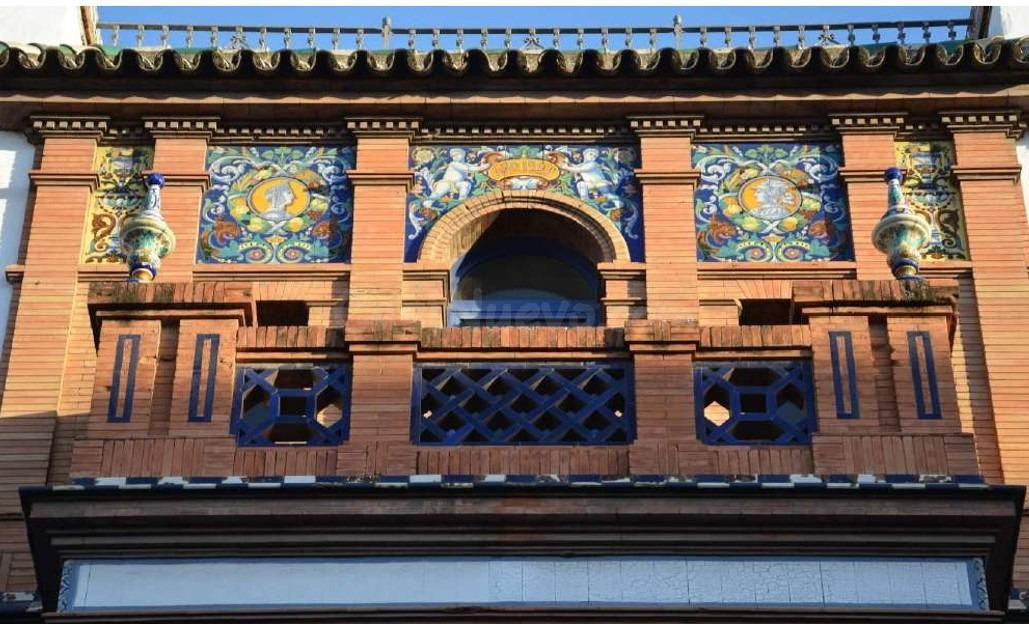 EDIFICIO EN VENTA EN PLENA CALLE SAN JACINTO.