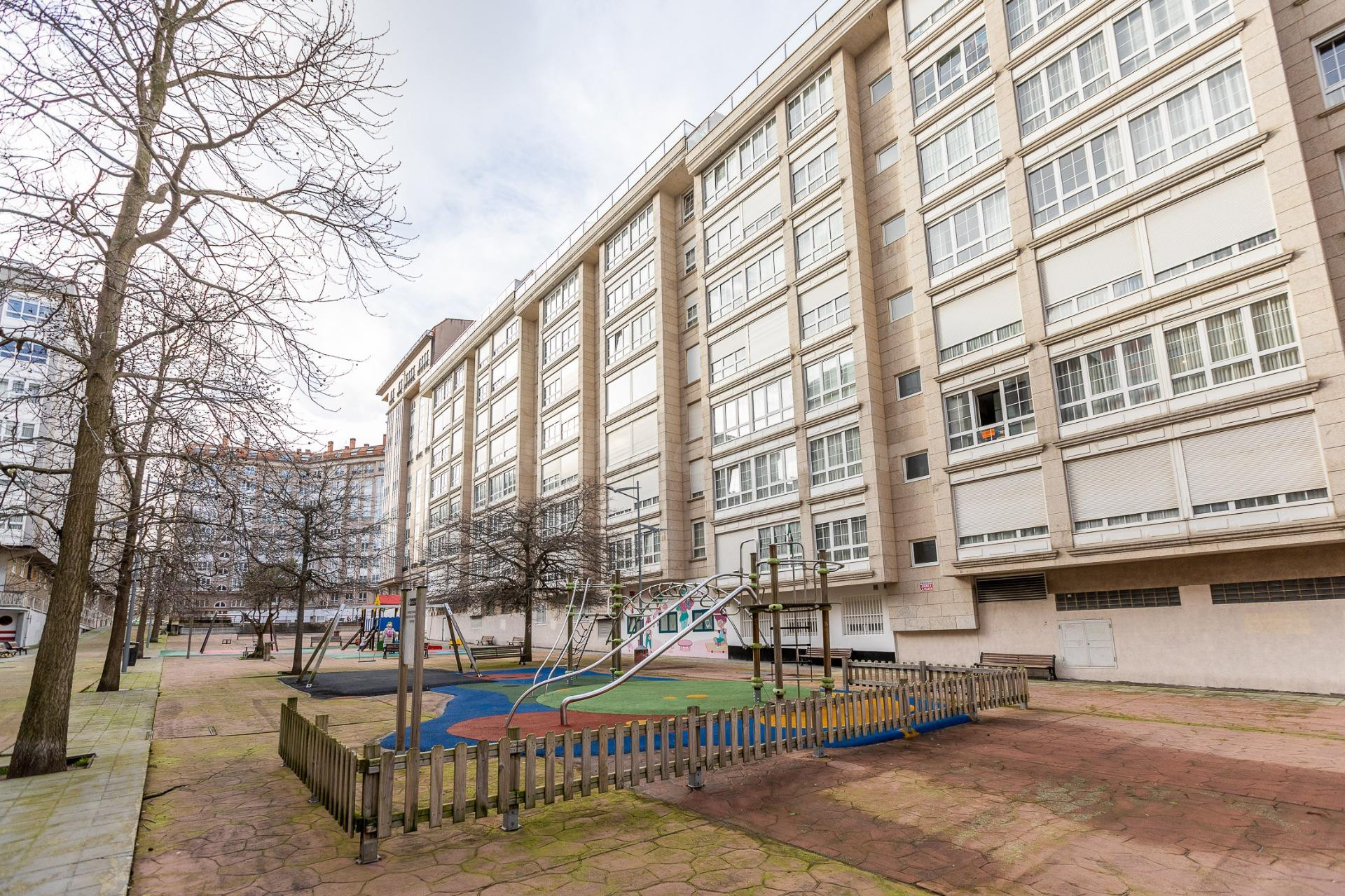Piso 3 habitaciones 117m² en venta - Riazor - Los Rosales - foto 4