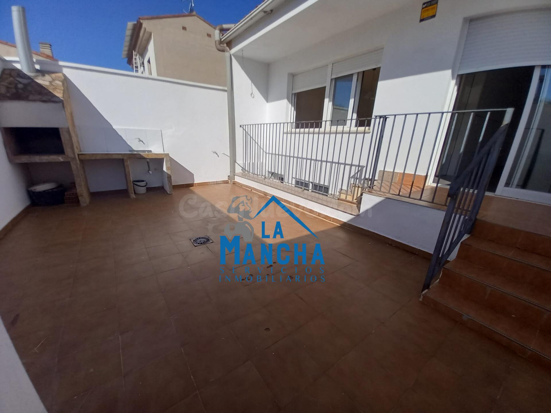 *149.000€*.INMOBILIARIA LA MANCHA VENDE PRECIOSO ADOSADO DE  - foto 2