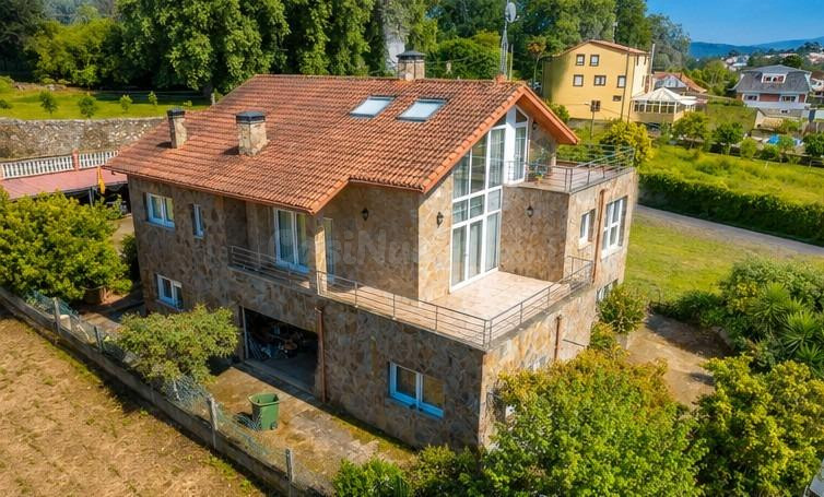 Villa exclusiva en Sada - foto 2