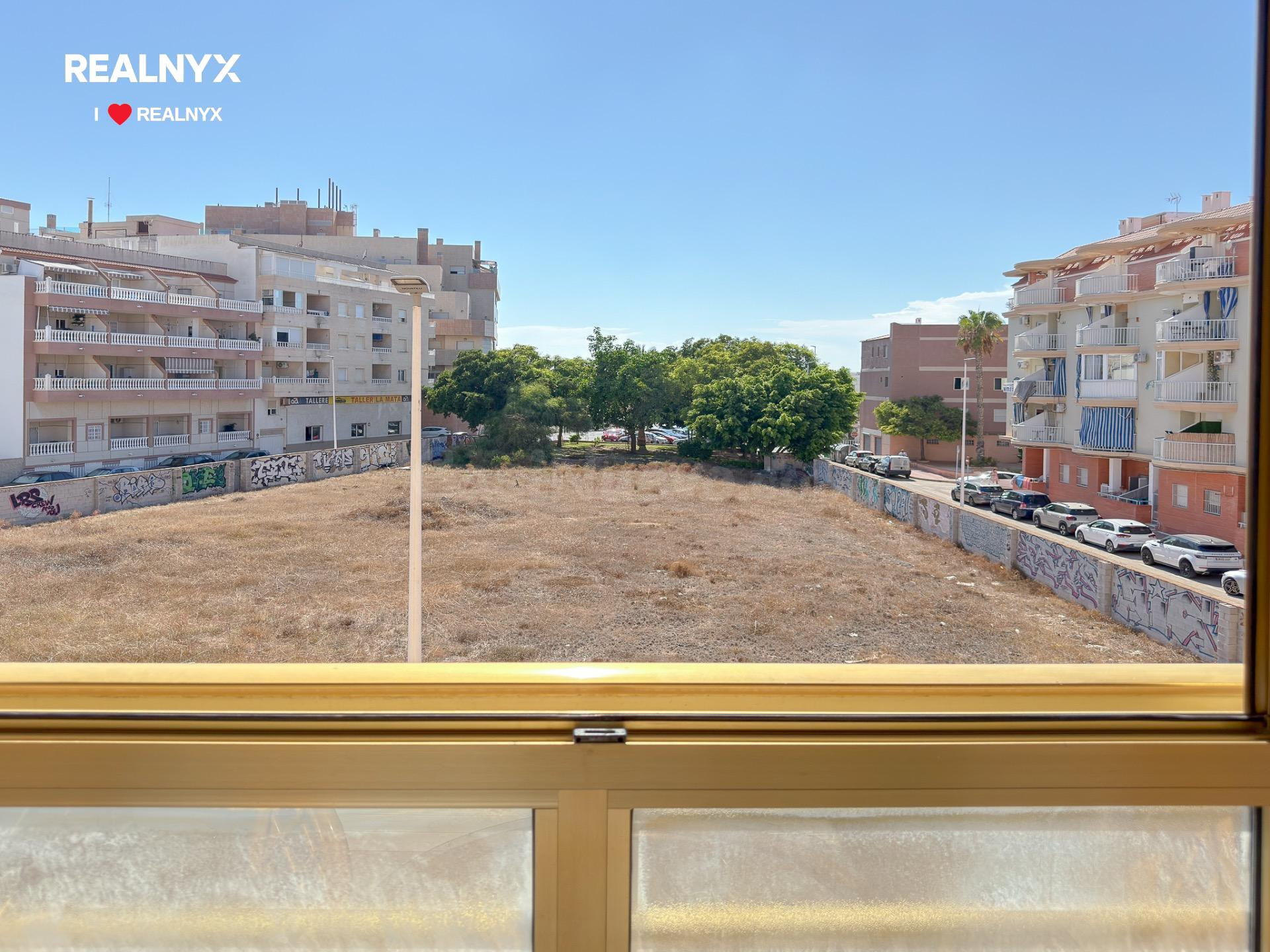 Oportunidad! Fantástico apartamento reformado con excelentes vistas despejadas y mucha luz natural (210 mts playa)